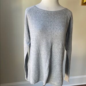 Elegant Light Gray Women's Crew Neck Sweater